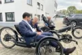 Kaweh-Mansoori-bei-hp-velotechnik-trike